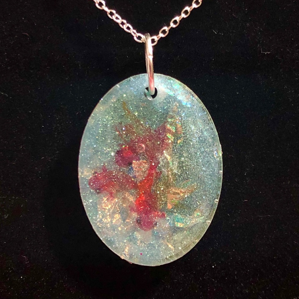 Goldfish Galaxy Glitter Aquarium Resin Art Pendant